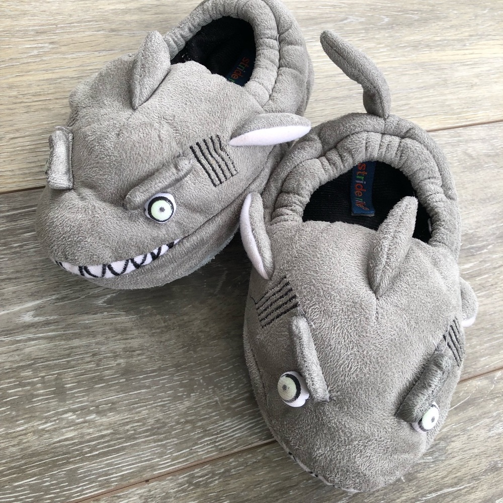 Stride Rite Grey Shark Slippers Glow in the dark.